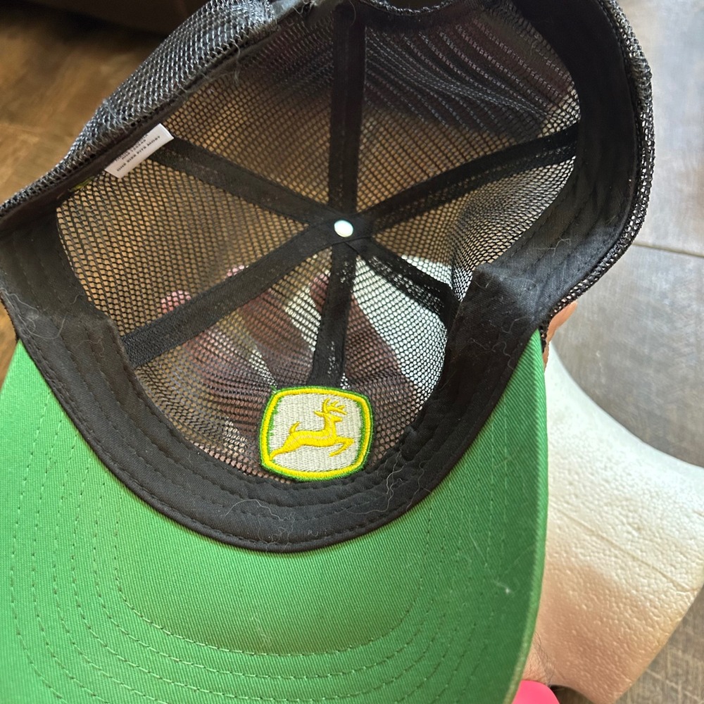 John Deere Trucker Hat Black Mesh Embroidered Logo Adjustable Cap RN125349 OSFM - Picture 7 of 8